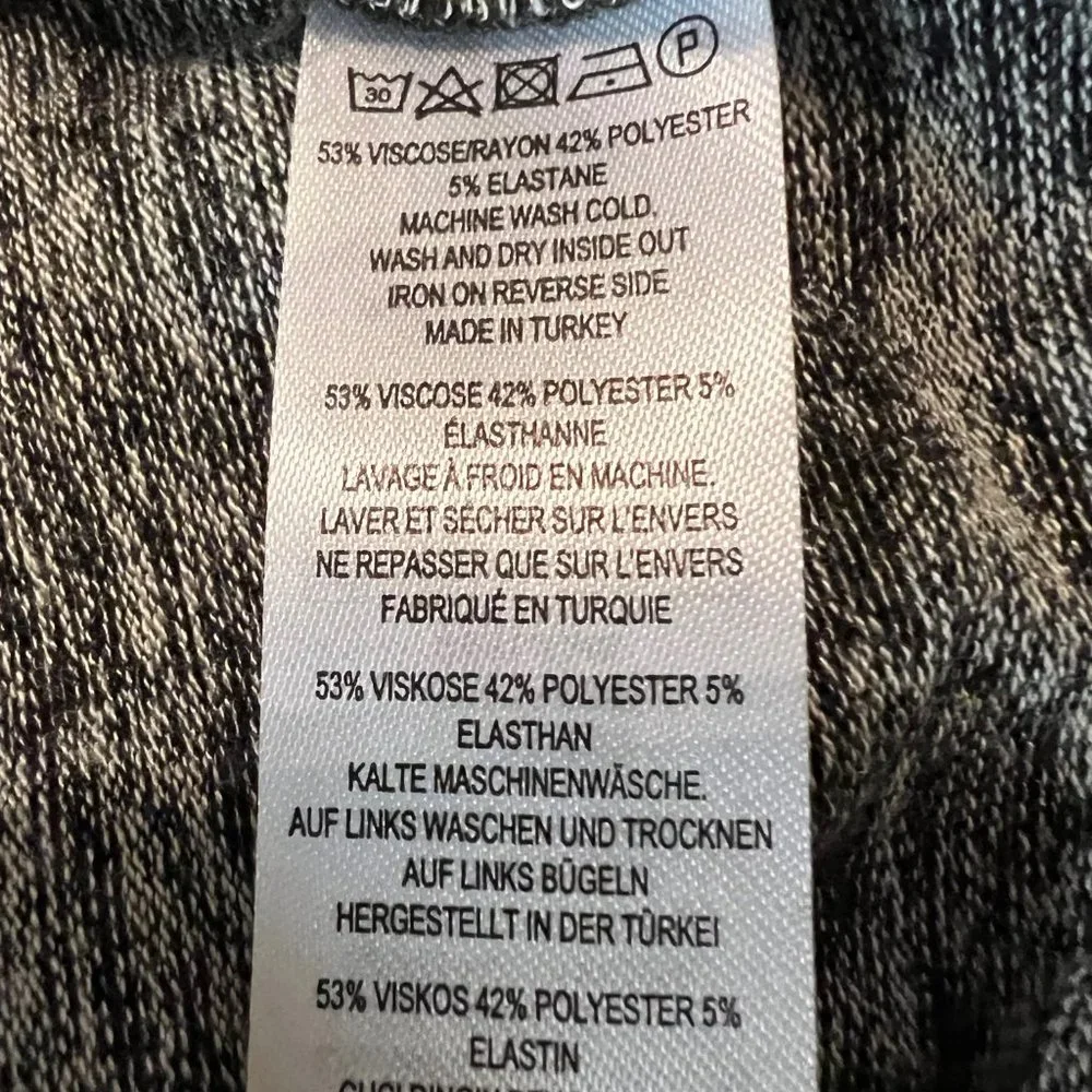 🎉HP🎉 French Connection Crew Neck Dress